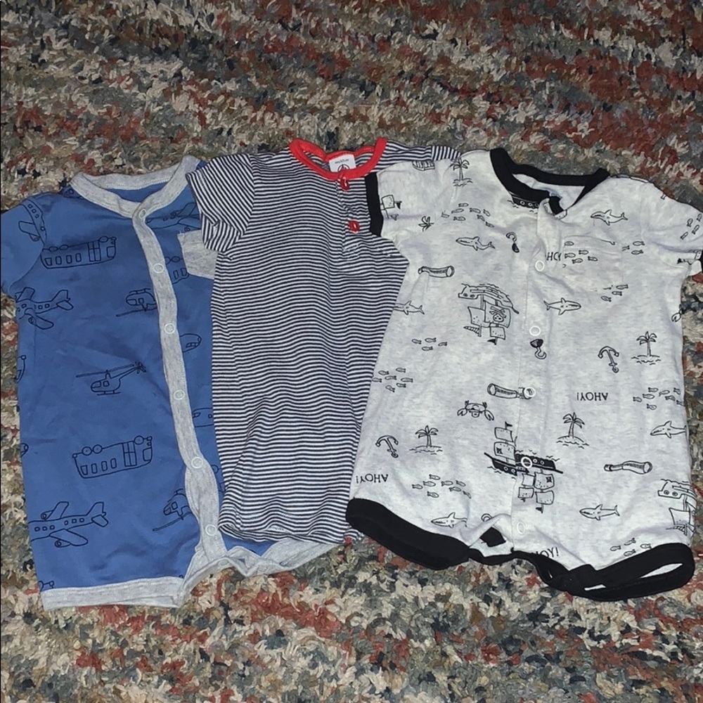Boys Set of 3 Onesies short outfits blue & gray baby sz 6M EUC
